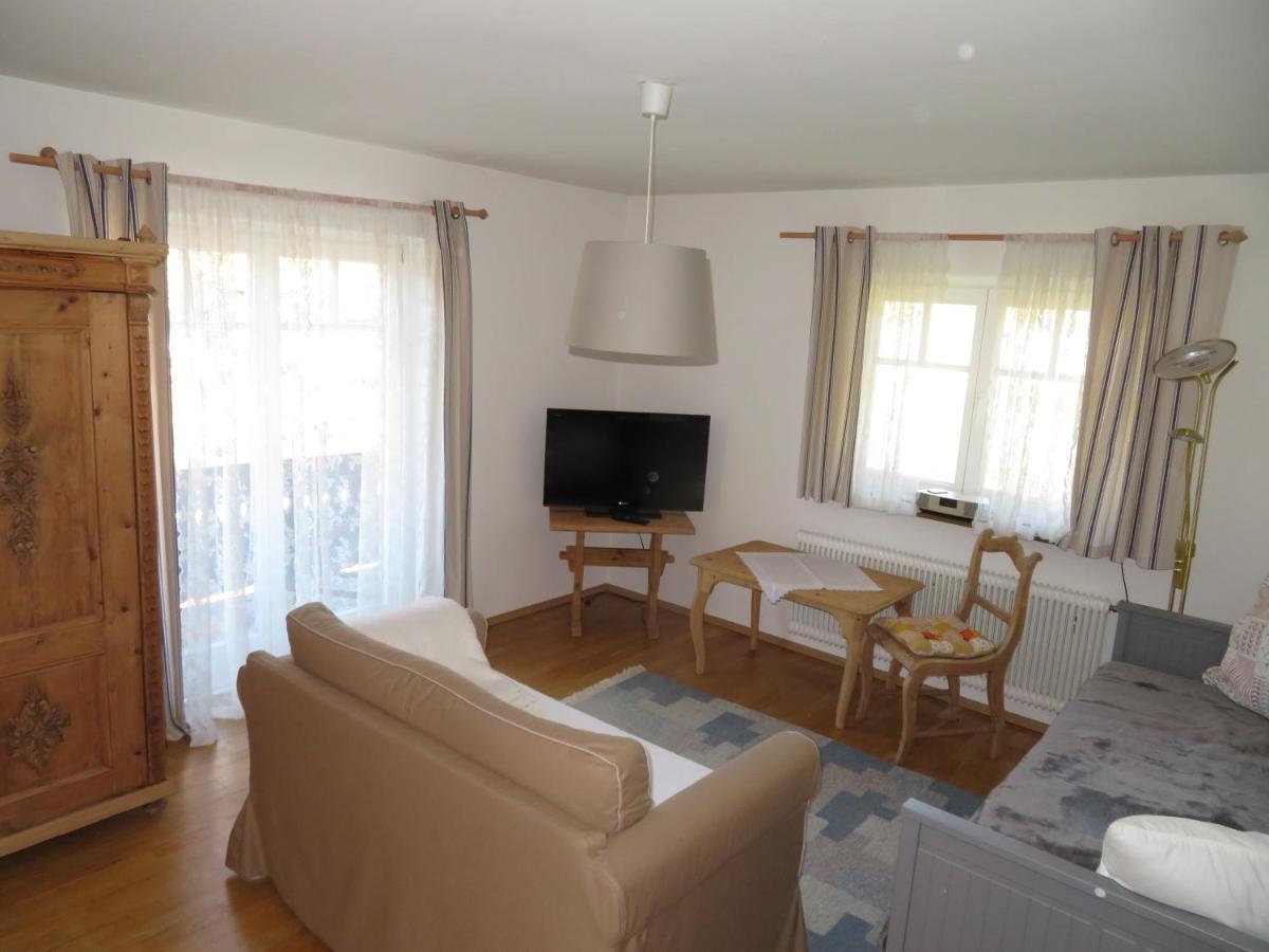 Ferienwohnung Christine Am Weissenbach Strobl Esterno foto